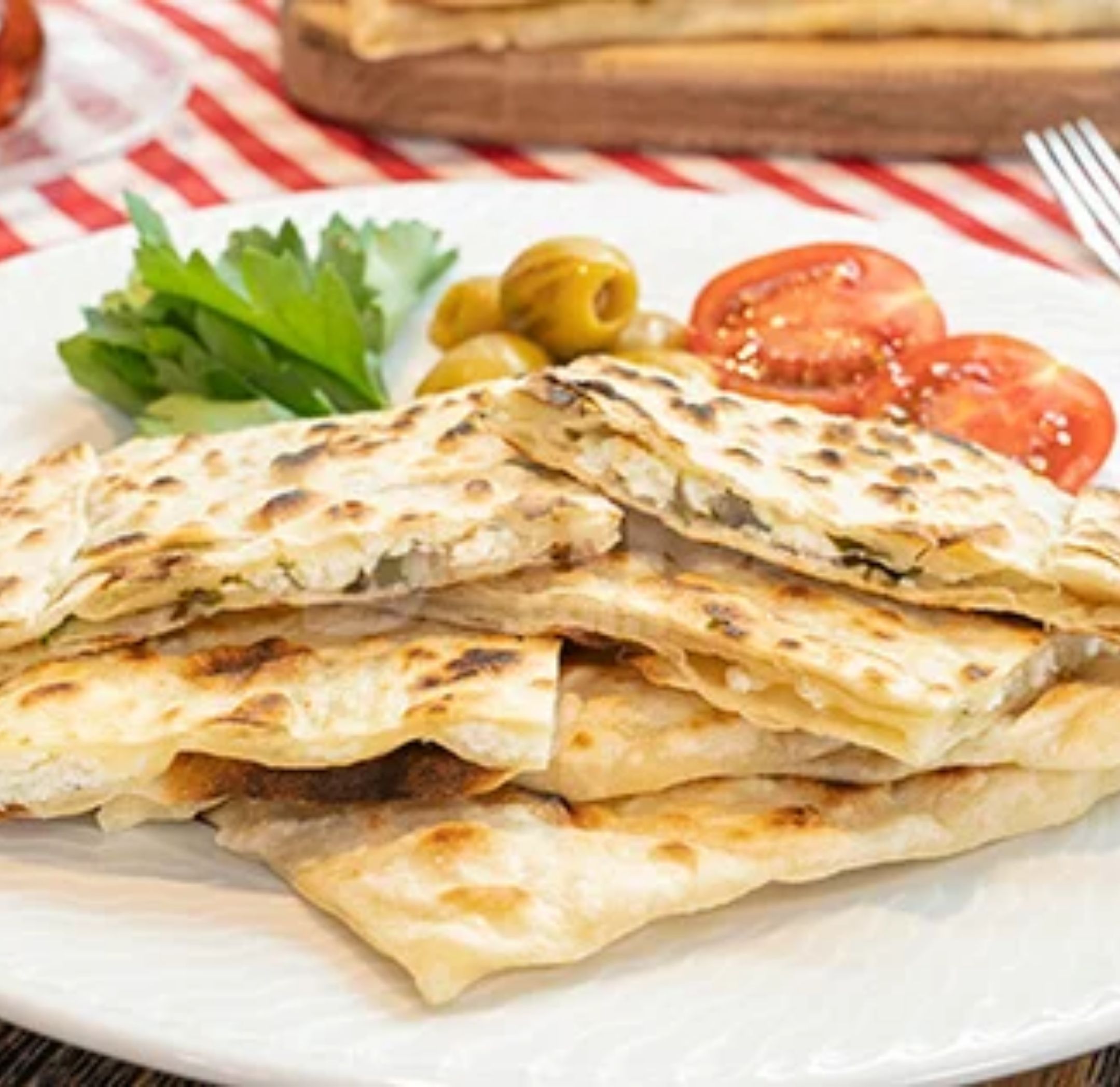 KARIŞIK GÖZLEME Fotoğrafı